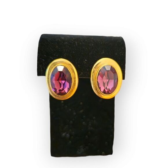 Vintage Purple Oval Rhinestone 80s Style Clip-on Earrings - Picture 5 of 6